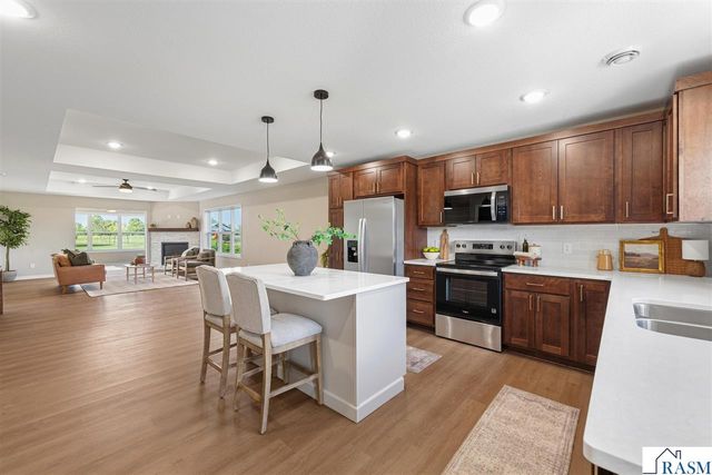 200 E Connie Lane, Eagle Lake, MN 56024