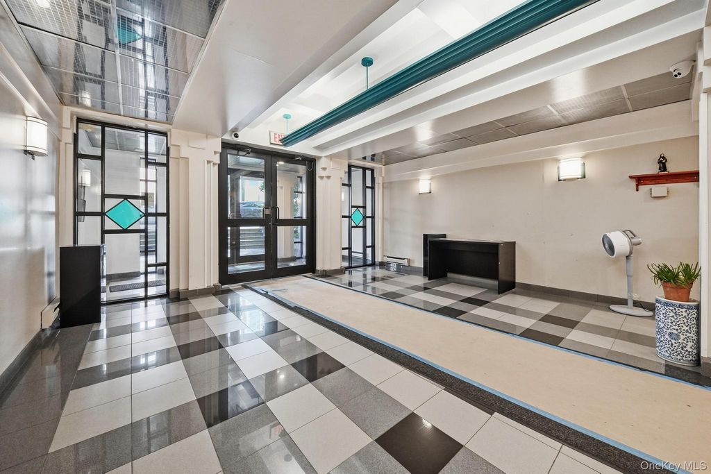 42-22 Union Street 2B, Flushing, NY 11355 — photo 2