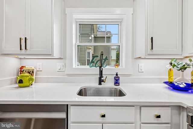 2408 2ND ST S, Arlington, VA 22204