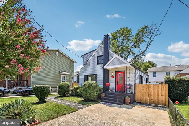 2408 2ND ST S, Arlington, VA 22204
