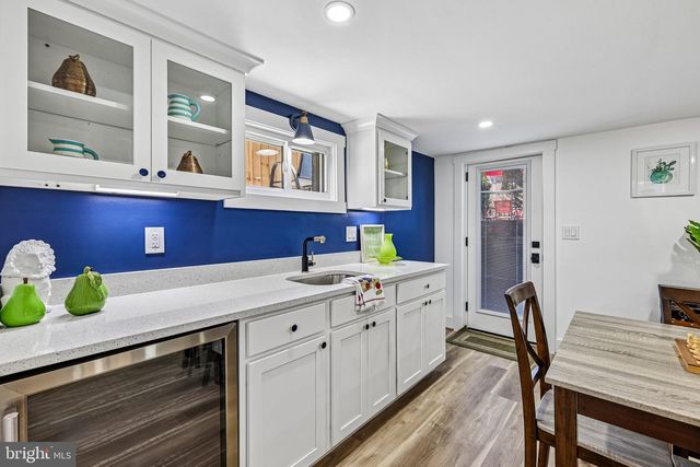 2408 2ND ST S, Arlington, VA 22204