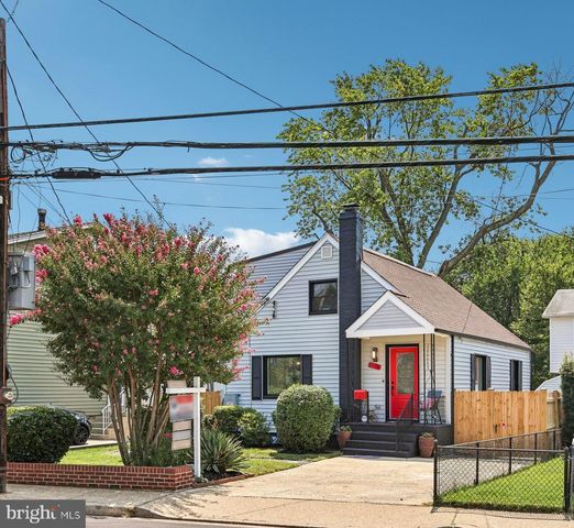 2408 2ND ST S, Arlington, VA 22204