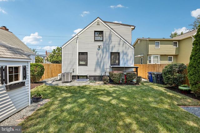 2408 2ND ST S, Arlington, VA 22204