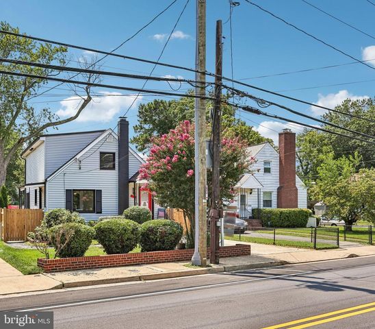 2408 2ND ST S, Arlington, VA 22204