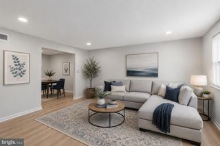 305 S WARMINSTER RD #A1, Hatboro, PA 19040