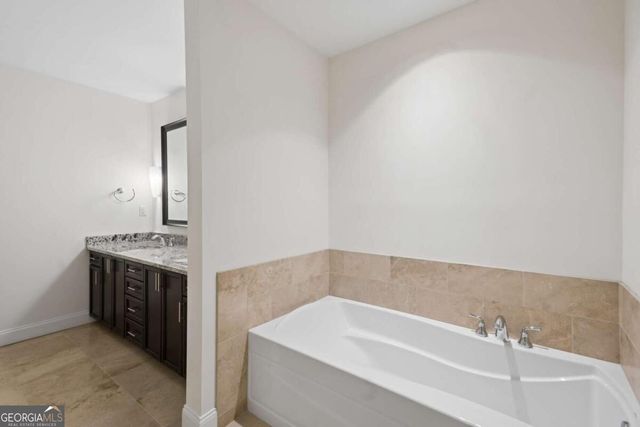 270 17th Street NW 601, Atlanta, GA 30363
