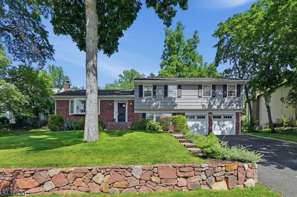 275 Wyoming Ave, Maplewood Twp., NJ 07040