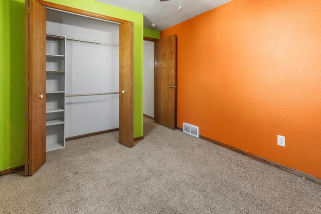 410 N 3rd Street, Knoxville, IA 50138