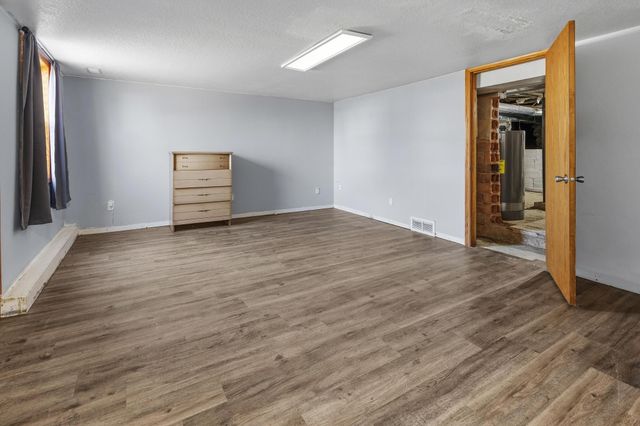 410 N 3rd Street, Knoxville, IA 50138