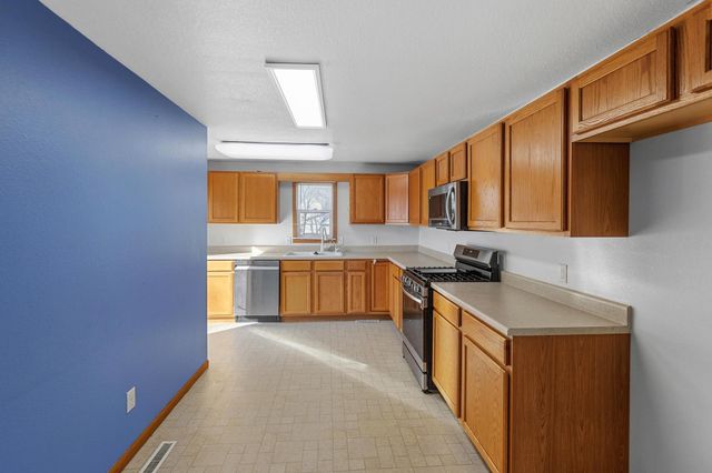 410 N 3rd Street, Knoxville, IA 50138