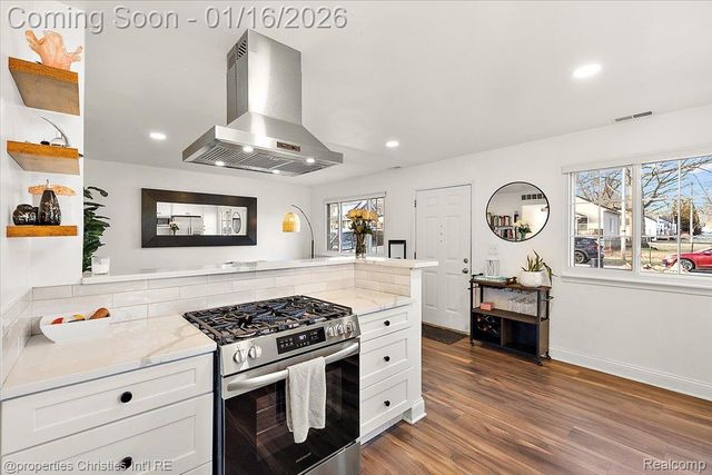 336 Kensington Avenue, Ferndale, MI 48220