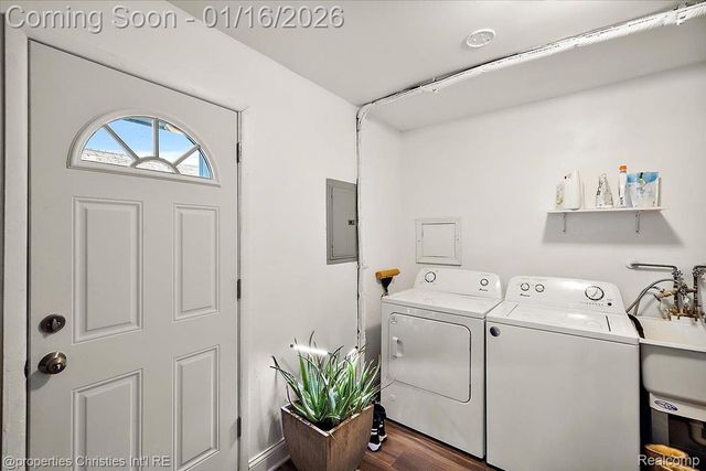 336 Kensington Avenue, Ferndale, MI 48220