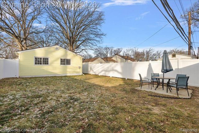 336 Kensington Avenue, Ferndale, MI 48220