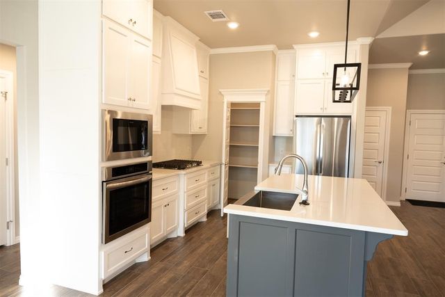 3213 Open Prairie Trail, Yukon, OK 73099