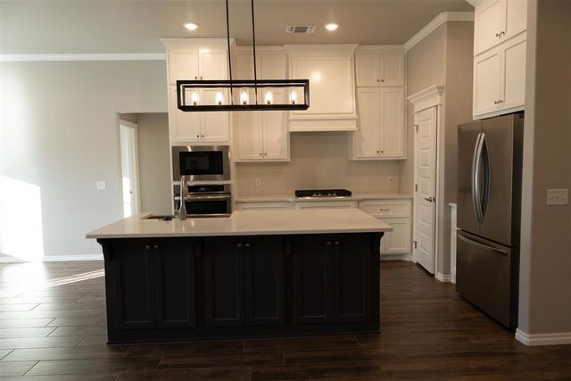 3213 Open Prairie Trail, Yukon, OK 73099