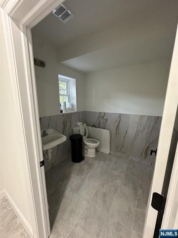 420 18th Avenue, Newark, NJ 07108