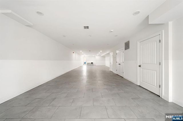 420 18th Avenue, Newark, NJ 07108