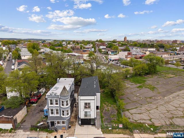420 18th Avenue, Newark, NJ 07108