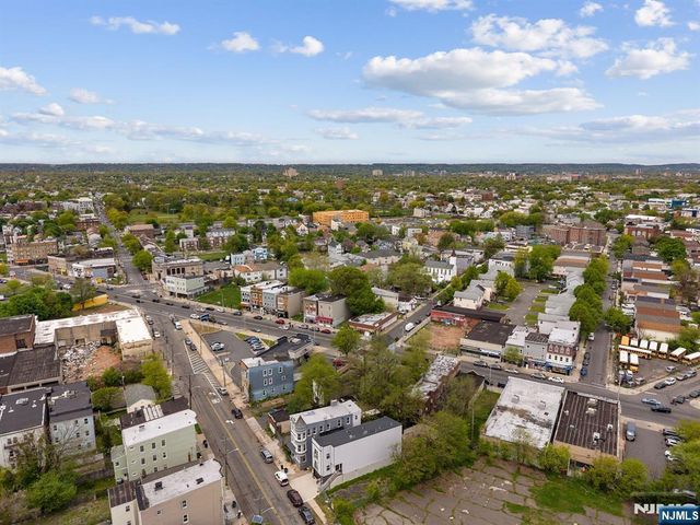 420 18th Avenue, Newark, NJ 07108