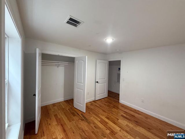 420 18th Avenue, Newark, NJ 07108