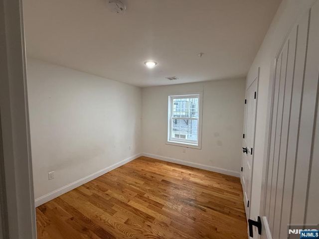 420 18th Avenue, Newark, NJ 07108