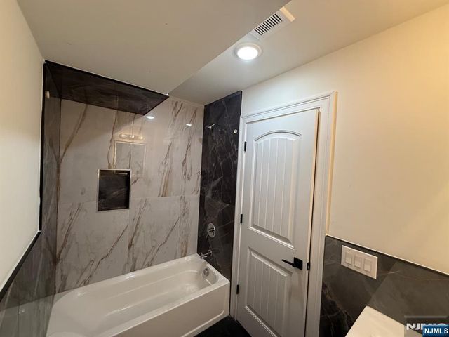 420 18th Avenue, Newark, NJ 07108