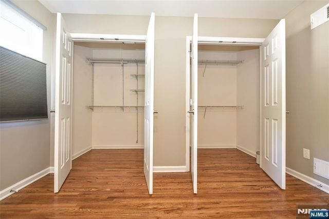 5 Hansen Place, Wayne, NJ 07470