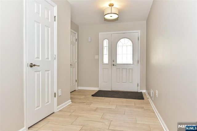 5 Hansen Place, Wayne, NJ 07470