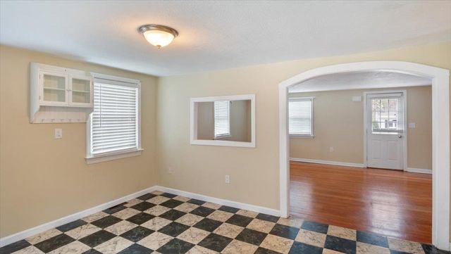 7 Westerdale Avenue, Salem, NH 03079