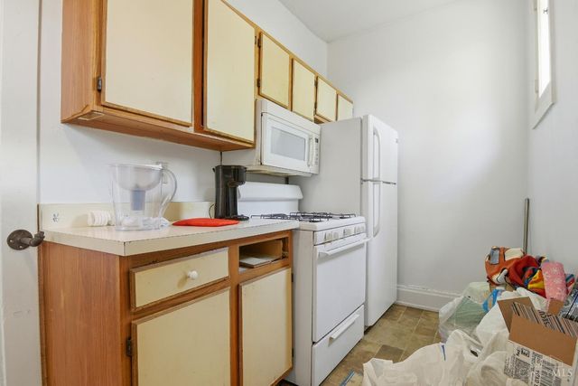 4232 Langley Avenue, St Bernard, OH 45217