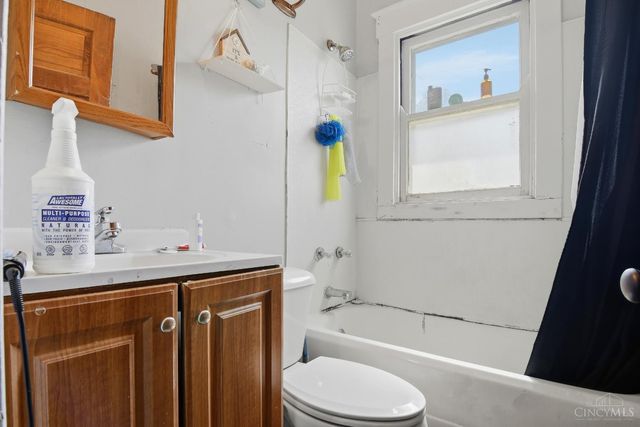 4232 Langley Avenue, St Bernard, OH 45217