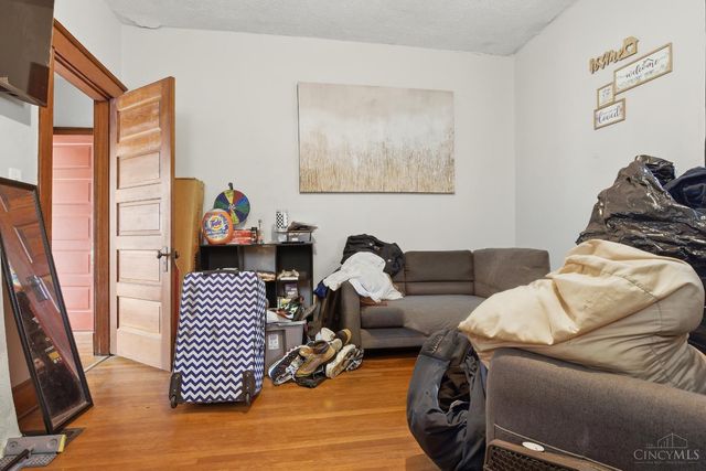 4232 Langley Avenue, St Bernard, OH 45217