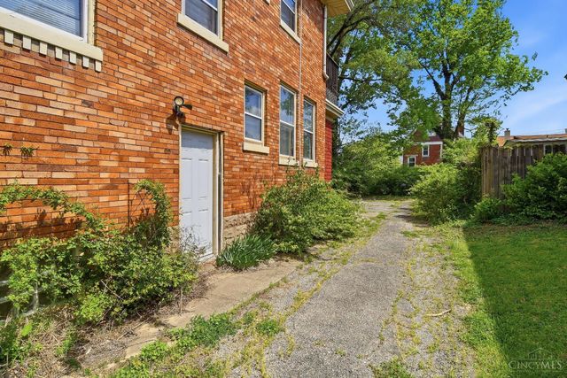 4232 Langley Avenue, St Bernard, OH 45217