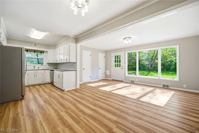 2673 Belvoir Boulevard, Shaker Heights, OH 44122