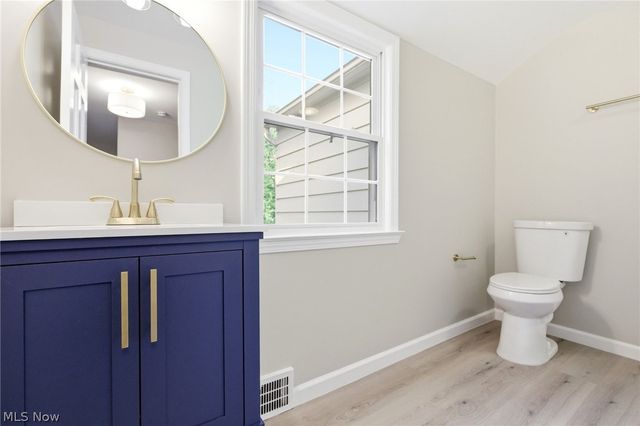 2673 Belvoir Boulevard, Shaker Heights, OH 44122