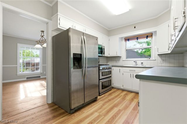 2673 Belvoir Boulevard, Shaker Heights, OH 44122