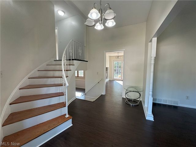 25615 Hidden Acres Drive, Westlake, OH 44145