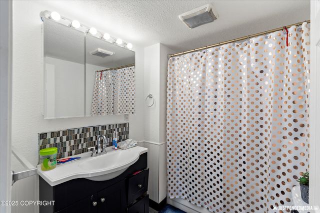 138 N Klevin Street, Anchorage, AK 99508