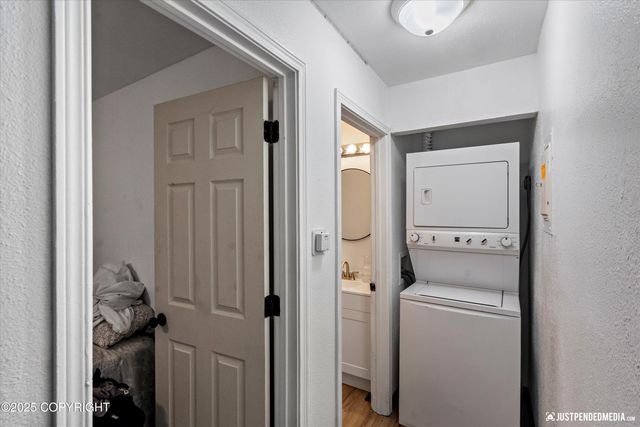 138 N Klevin Street, Anchorage, AK 99508