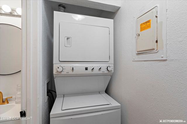 138 N Klevin Street, Anchorage, AK 99508