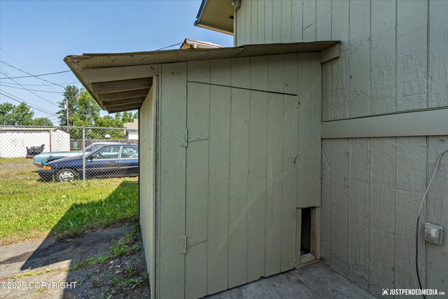 138 N Klevin Street, Anchorage, AK 99508