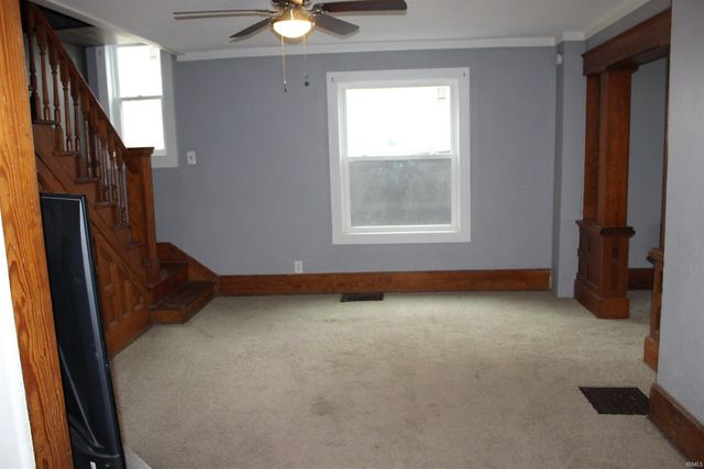 215 E Keyser St, Garrett, IN 46738