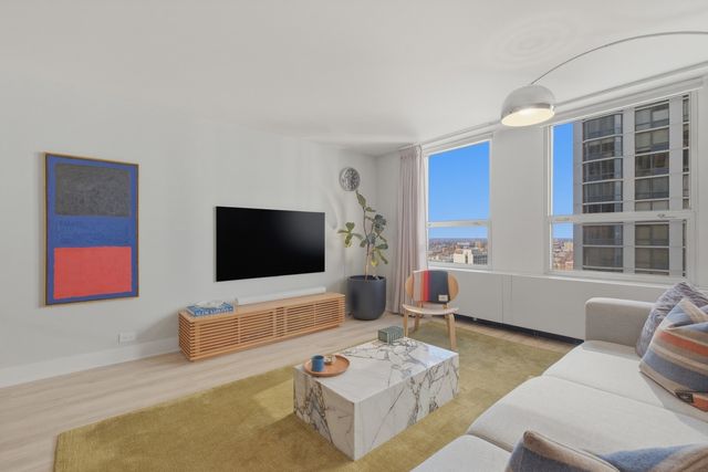 2626 N Lakeview Avenue 2601, Chicago, IL 60614