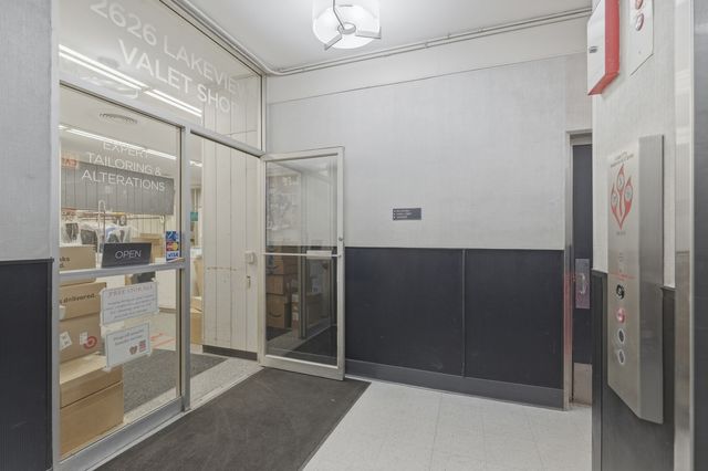 2626 N Lakeview Avenue 2601, Chicago, IL 60614