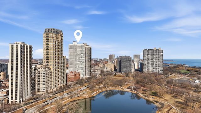 2626 N Lakeview Avenue 2601, Chicago, IL 60614