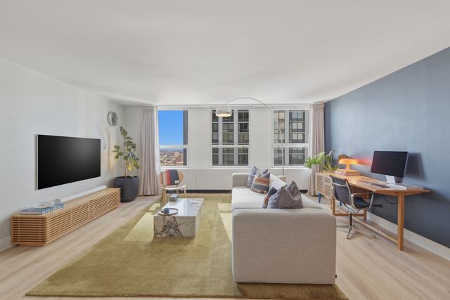 2626 N Lakeview Avenue 2601, Chicago, IL 60614