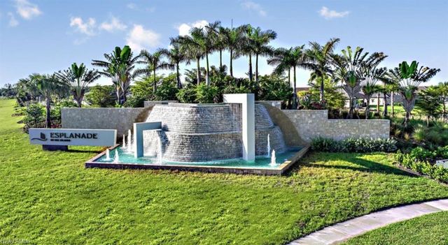 15820 Derna ST, Naples, FL 34114
