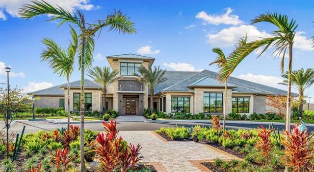 15820 Derna ST, Naples, FL 34114
