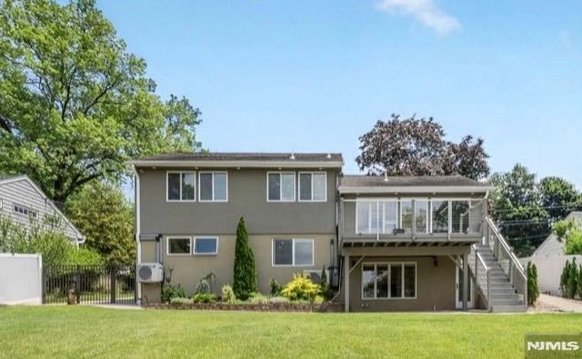 57 Hemlock Road, Little Falls, NJ 07424