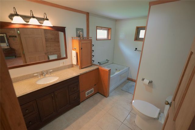 7461 DAGGETT Road, Girard, PA 16417